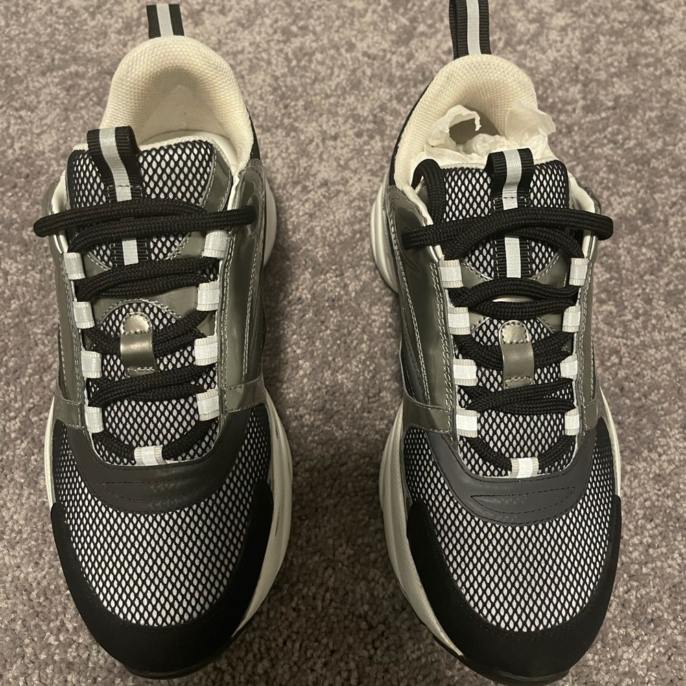 Men’s Dior B22 Sneaker Size 38